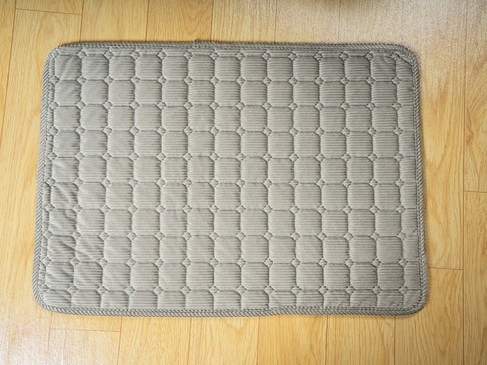 Extra Large Anti - Scratch Washable Corduroy Dog Mat - Pawradise Pointe