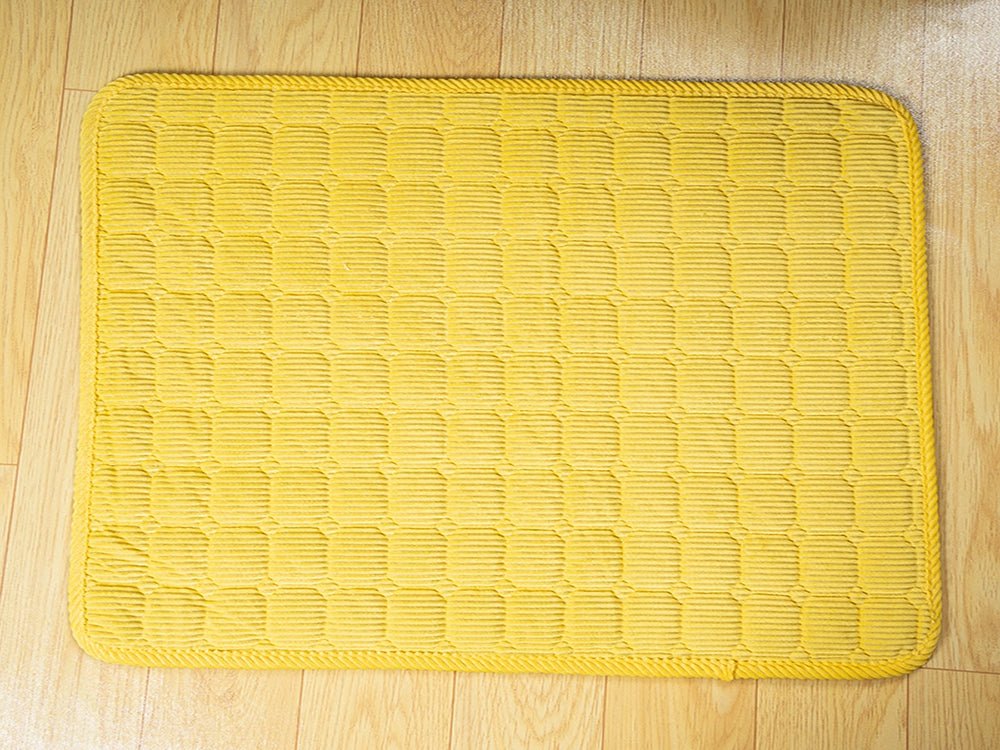 Extra Large Anti - Scratch Washable Corduroy Dog Mat - Pawradise Pointe